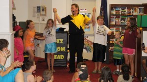 Magic Show, Fizz Boom Read, Panther Valley Public Library, Lansford, 7-21-2014 (40)