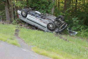 Overturned Vehicle, MVA, Lafayette Avenue, Hometown, Rush Township, 7-22-2014 (15)