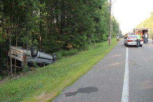 Overturned Vehicle, MVA, Lafayette Avenue, Hometown, Rush Township, 7-22-2014 (19)