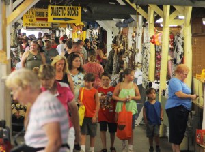 Photos at Hometown Auction, Farmers Market, Hometown, 7-23-2014 (16)