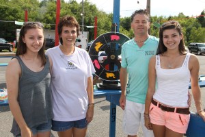 Volunteers, St. Joseph Parish Festival, St. Joseph's Church, Summit Hill, 7-20-2014 (26)