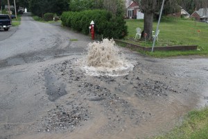 Water Main Leak, Welsh Road, Hometown, 7-13-2014 (5)