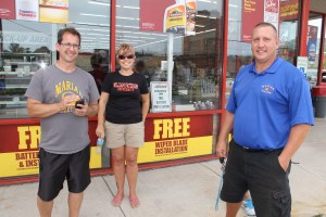 Car Wash Fundraiser, Marian Fillies Basketball Team, Advanced Auto, Tamaqua, 8-16-2014 (12)