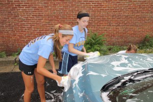Car Wash Fundraiser, Marian Fillies Basketball Team, Advanced Auto, Tamaqua, 8-16-2014 (18)