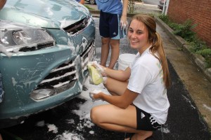 Car Wash Fundraiser, Marian Fillies Basketball Team, Advanced Auto, Tamaqua, 8-16-2014 (20)
