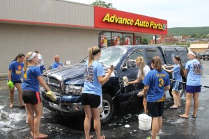 Car Wash Fundraiser, Marian Fillies Basketball Team, Advanced Auto, Tamaqua, 8-16-2014 (23)