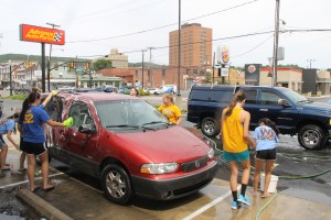 Car Wash Fundraiser, Marian Fillies Basketball Team, Advanced Auto, Tamaqua, 8-16-2014 (31)