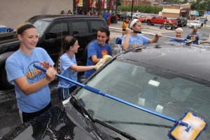 Car Wash Fundraiser, Marian Fillies Basketball Team, Advanced Auto, Tamaqua, 8-16-2014 (6)