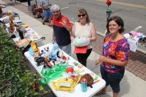 Community Yard Sale, Sidewalk Sale, via Chamber of Commerce, Tamaqua, 8-2-2014 (32)