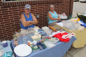 Community Yard Sale, Sidewalk Sale, via Chamber of Commerce, Tamaqua, 8-2-2014 (4)
