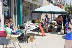 Community Yard Sale, Sidewalk Sale, via Chamber of Commerce, Tamaqua, 8-2-2014 (40)