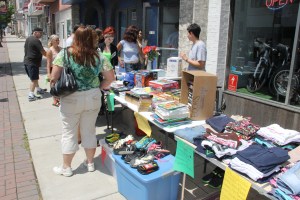 Community Yard Sale, Sidewalk Sale, via Chamber of Commerce, Tamaqua, 8-2-2014 (41)