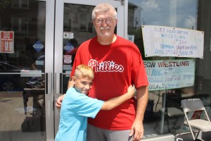 Community Yard Sale, Sidewalk Sale, via Chamber of Commerce, Tamaqua, 8-2-2014 (44)