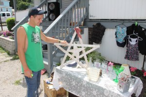 Community Yard Sale, Sidewalk Sale, via Chamber of Commerce, Tamaqua, 8-2-2014 (50)