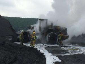 Fire, Front End Loader, via Nesquehoning Fire Company, Panther Creek Power, 8-3-2014 (5)