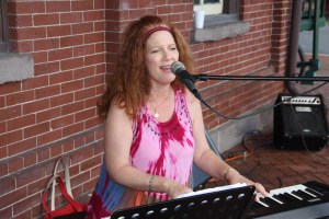 Fraser Thomas Band, Chamber of Commerce Concert Series, Train Station, Tamaqua, 8-14-2014 (13)