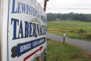 Lumber River Quartet, Lewistown Valley Tabernacle, Tamaqua, Walker Township, 8-22-2014 (5)