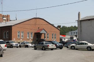 Man Dies after Being Tazed by Police, Sunoco, Tamaqua, 8-8-2014 (18)