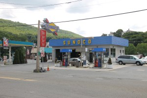 Man Dies after Being Tazed by Police, Sunoco, Tamaqua, 8-8-2014 (41)