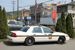 Man Dies after Being Tazed by Police, Sunoco, Tamaqua, 8-8-2014 (5)