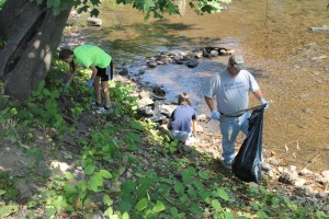 River Cleanup, Little Schuylkill River, next to Boyer's Food Market, Tamaqua, 8-9-2014 (17)