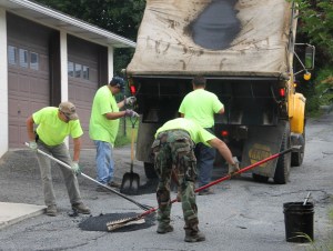 Road Patch Repair Work, Borough Workers, Spring Street, Tamaqua, 8-6-2014 (10)