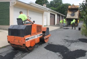 Road Patch Repair Work, Borough Workers, Spring Street, Tamaqua, 8-6-2014 (11)