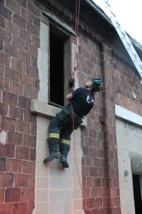 Rope Decent, Rappel Training, Citizen's Fire Company, Tamaqua, 8-11-2014 (112)