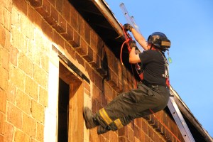 Rope Decent, Rappel Training, Citizen's Fire Company, Tamaqua, 8-11-2014 (160)