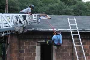 Rope Decent, Rappel Training, Citizen's Fire Company, Tamaqua, 8-11-2014 (31)
