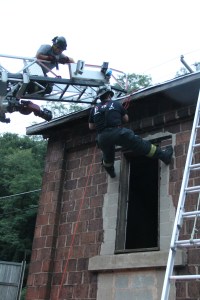 Rope Decent, Rappel Training, Citizen's Fire Company, Tamaqua, 8-11-2014 (92)