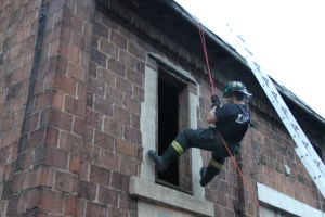 Rope Decent, Rappel Training, Citizen's Fire Company, Tamaqua, 8-11-2014 (98)