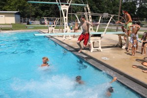 Splash Day, H.D. Buehler Memorial Bungalow Pool, Tamaqua, 8-2-2014 (20)