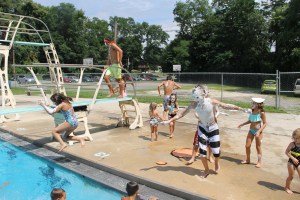 Splash Day, H.D. Buehler Memorial Bungalow Pool, Tamaqua, 8-2-2014 (23)