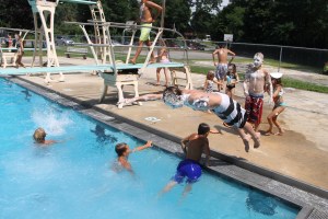 Splash Day, H.D. Buehler Memorial Bungalow Pool, Tamaqua, 8-2-2014 (24)