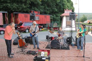 Todd Wolfe Band, Chamber of Comerce Concert Series, Train Station, Tamaqua, 8-7-2014 (14)