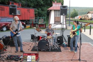 Todd Wolfe Band, Chamber of Comerce Concert Series, Train Station, Tamaqua, 8-7-2014 (15)