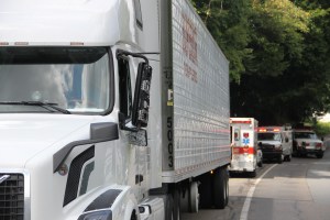 Tractor Trailers Swipe Mirrors on Hometown Hill, SR309, Hometown, 8-13-2014 (17)