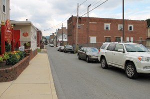 Vandalism to Vehicles, West Rowe Street, Tamaqua, 8-31-2014 (31)