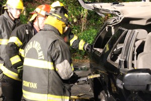 Firefighter Training, Cutting Up A Car, Zeigler's Auto Repair and Towing, Hometown, 9-4-2014 (57)