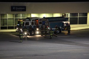 Medivac Helicopter Landing, Jamesway Plaza, Tamaqua, 9-19-2014 (107)