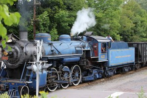 Reading and Northern Baldwin 425 Steam Train Travels Through Barnesville, 9-1-2014 (19)