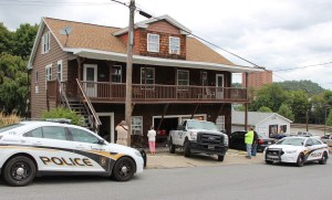 Thieves Arrested In Relation to Theft at Lehigh Tire, All American Jeep, Tamaqua, 9-10-2014 (15)