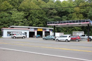 Thieves Steal from Two Businesses, Lehight Tire, All American Jeep, Tamaqua, 9-9-2014 (14)