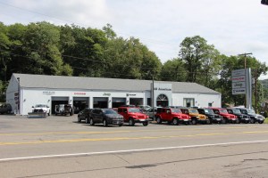Thieves Steal from Two Businesses, Lehight Tire, All American Jeep, Tamaqua, 9-9-2014 (9)