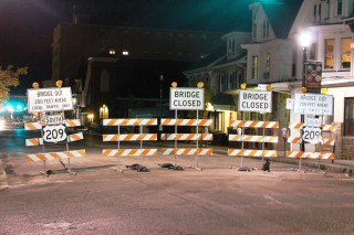 East Broad Street Bridge Status, Sidewalks Open, US209, Tamaqua, 10-1-2014 (1)
