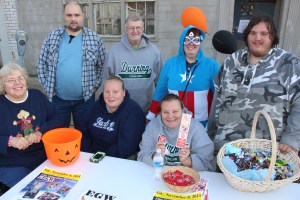 Lansford Alive Kids Safe Trick Or Treat, Ridge Street, Lansford, 10-25-2014 (12)