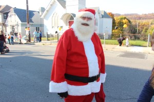 Lansford Alive Kids Safe Trick Or Treat, Ridge Street, Lansford, 10-25-2014 (16)