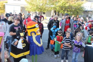 Lansford Alive Kids Safe Trick Or Treat, Ridge Street, Lansford, 10-25-2014 (31)