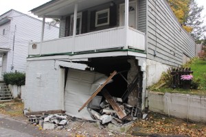 Pickup Truck Crashes into Home, Garage, Lincoln Street, Tamaqua, 10-22-2014 (9)